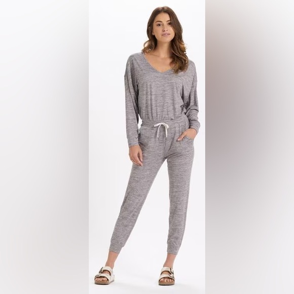 Vuori Pants - Vuori Lux Long-Sleeve Romper